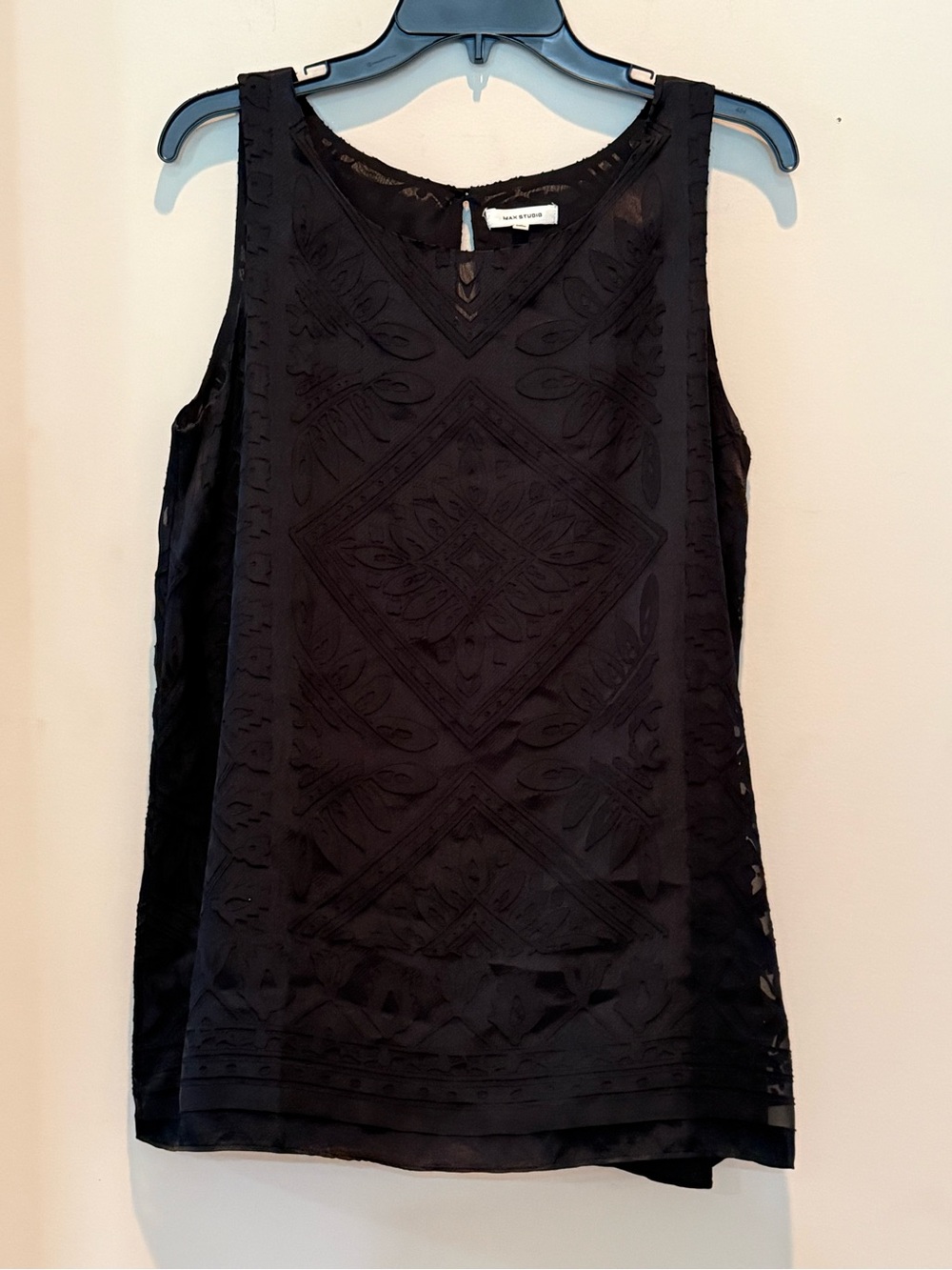 Max Studio Black Sleeveless Camisole